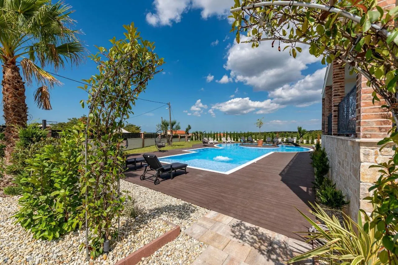 Villa Leon Zadarvillas Visocane 0*,  Croatia